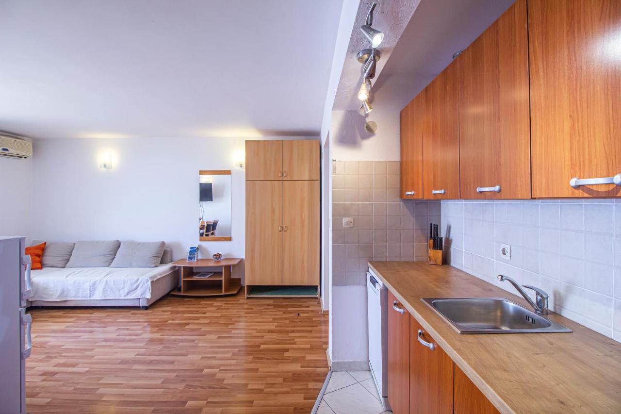 Apartments Branka Makarska Esterno foto
