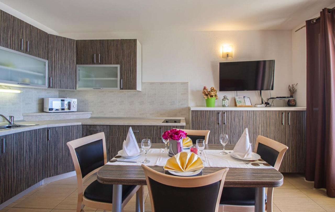 Apartments Branka Makarska Esterno foto