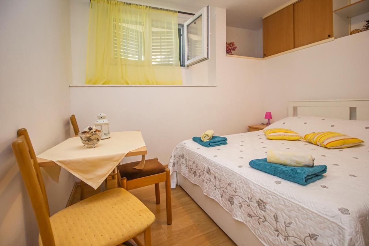 Apartments Branka Makarska Esterno foto