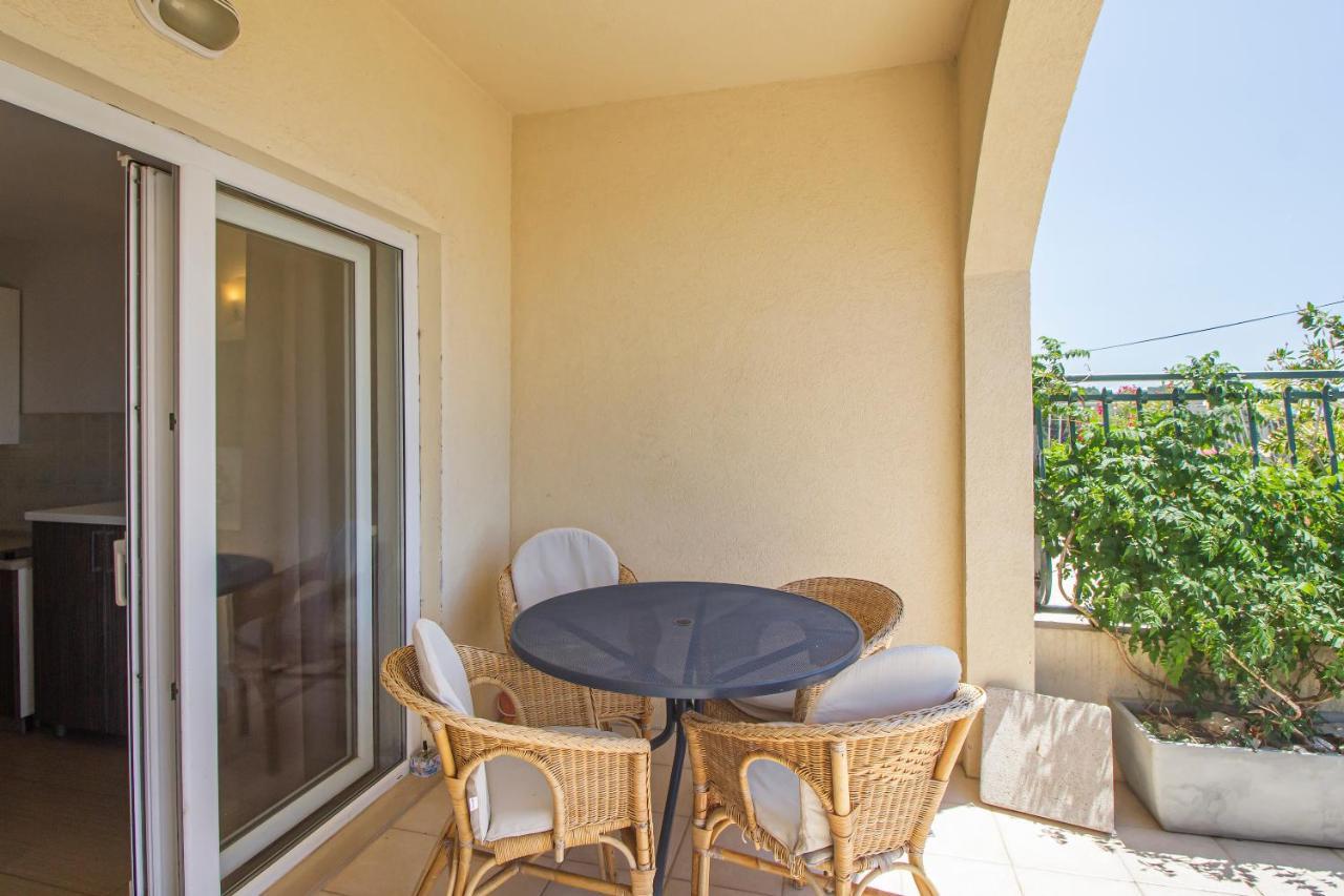 Apartments Branka Makarska Esterno foto
